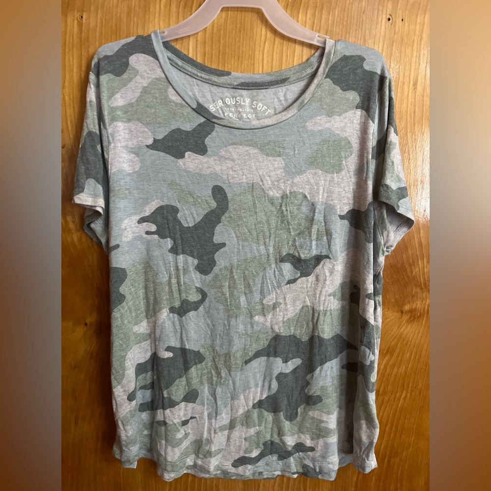 Aeropostale Seriously Soft Gray Camo Tee